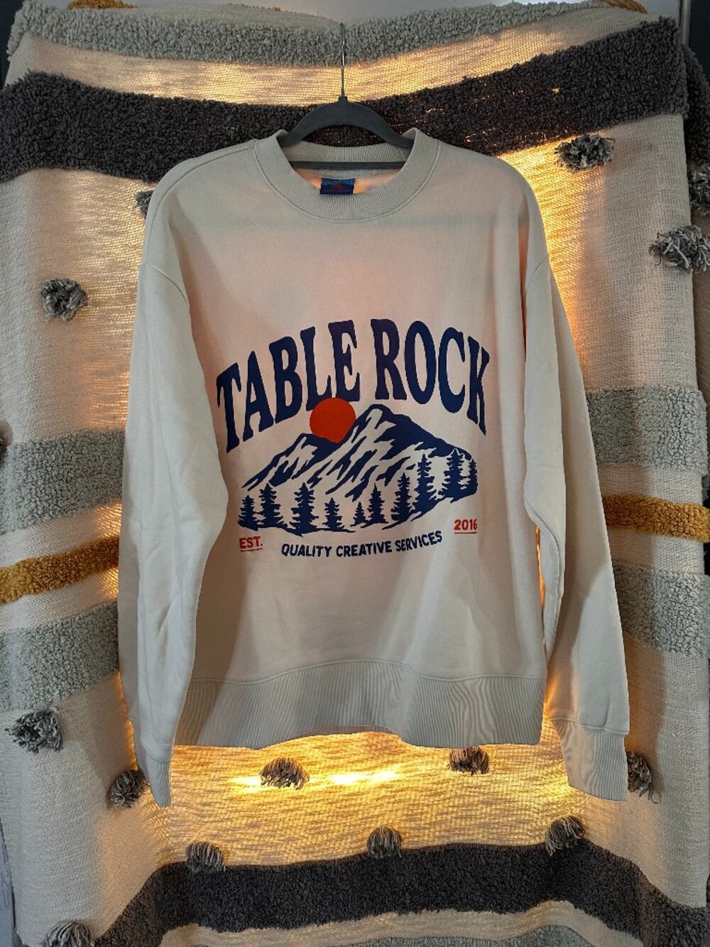 Table Rock Creative Supply Mountain Graphic Crewneck Sweatshirt - Cream Small